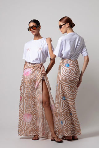 ALAYA ZEBRA SARONG WITH SHELL DESIGN